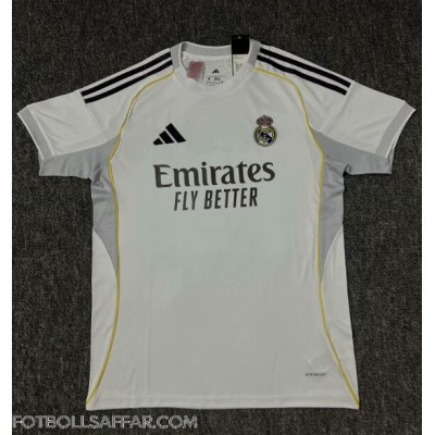 Real Madrid Hemmatröja 2025-26 Kortärmad Real Madrid Hemmatröja 2025-26 Kortärmad